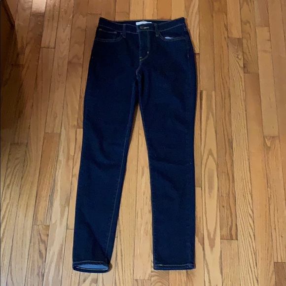 Levi jeans